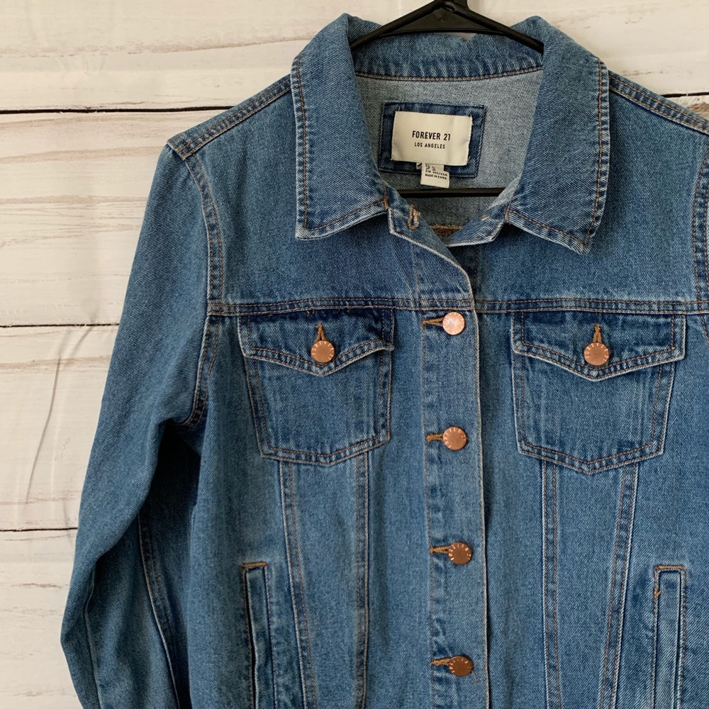 Forever 21 Women’s denim jacket